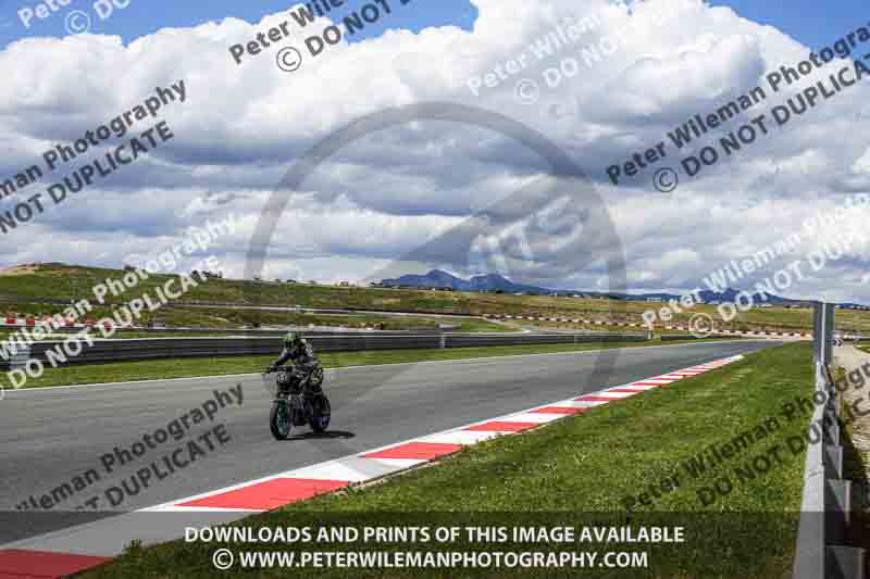 cadwell no limits trackday;cadwell park;cadwell park photographs;cadwell trackday photographs;enduro digital images;event digital images;eventdigitalimages;navarra;no limits trackdays;peter wileman photography;racing digital images;trackday digital images;trackday photos